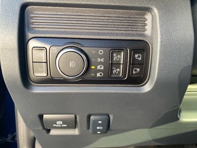 2027 Ford Super Duty F-450 DRW Platinum