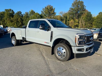 2027 Ford Super Duty F-450 DRW 4WD