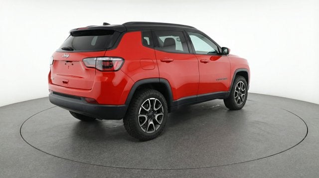2025 Jeep Compass Trailhawk