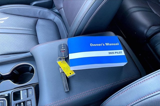 2025 Honda Pilot Black Edition