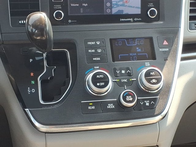2018 Toyota Sienna XLE Premium
