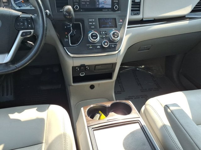 2018 Toyota Sienna XLE Premium