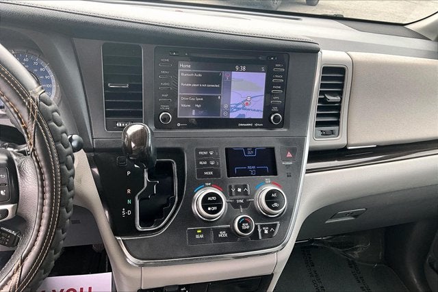2018 Toyota Sienna XLE Premium
