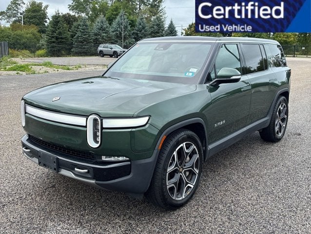 2024 Rivian R1S Adventure