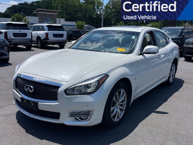 2019 INFINITI Q70 3.7 LUXE
