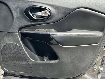 2023 Jeep Cherokee Altitude Lux 4x4