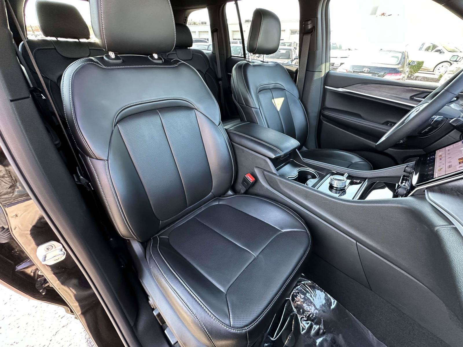 2025 Jeep Grand Cherokee Limited 4x4