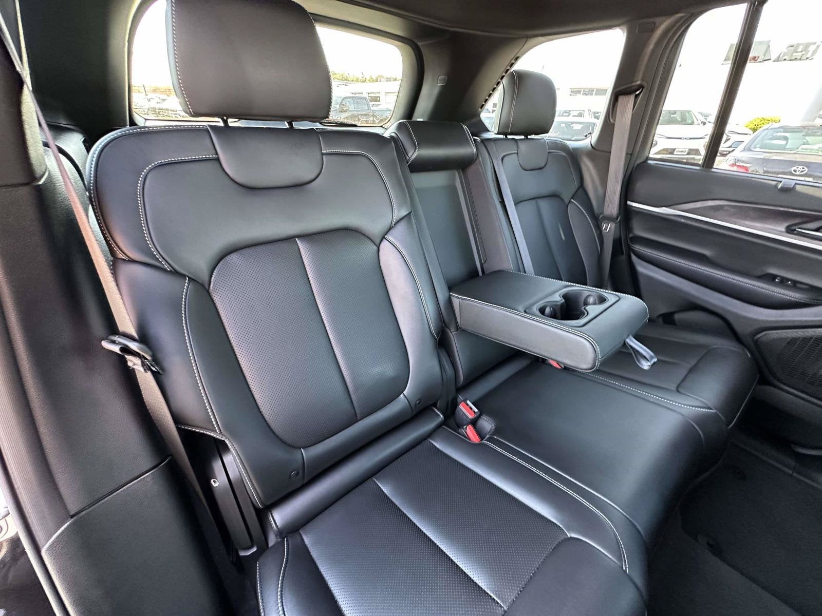 2025 Jeep Grand Cherokee Limited 4x4