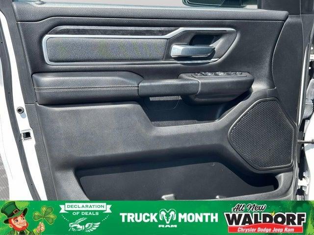 2022 RAM 1500 Big Horn Crew Cab 4x4 5'7' Box