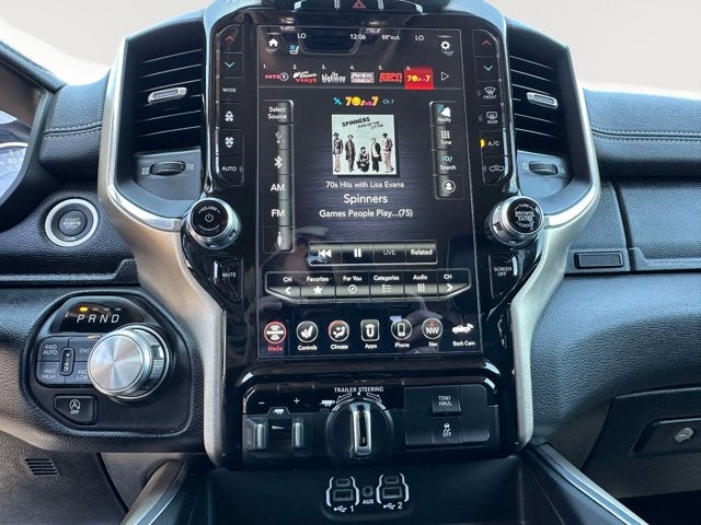 2021 RAM 1500 Laramie Crew Cab 4x4 5'7' Box