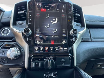 2021 RAM 1500 Laramie Crew Cab 4x4 5'7' Box