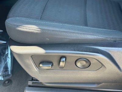 2024 Chevrolet Silverado 1500 4WD Crew Cab Short Bed Custom