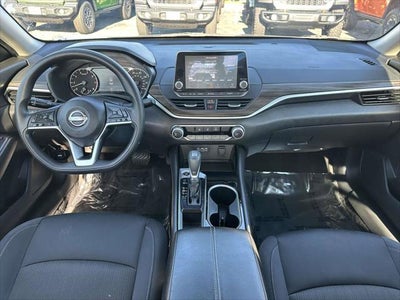 2024 Nissan Altima SV FWD