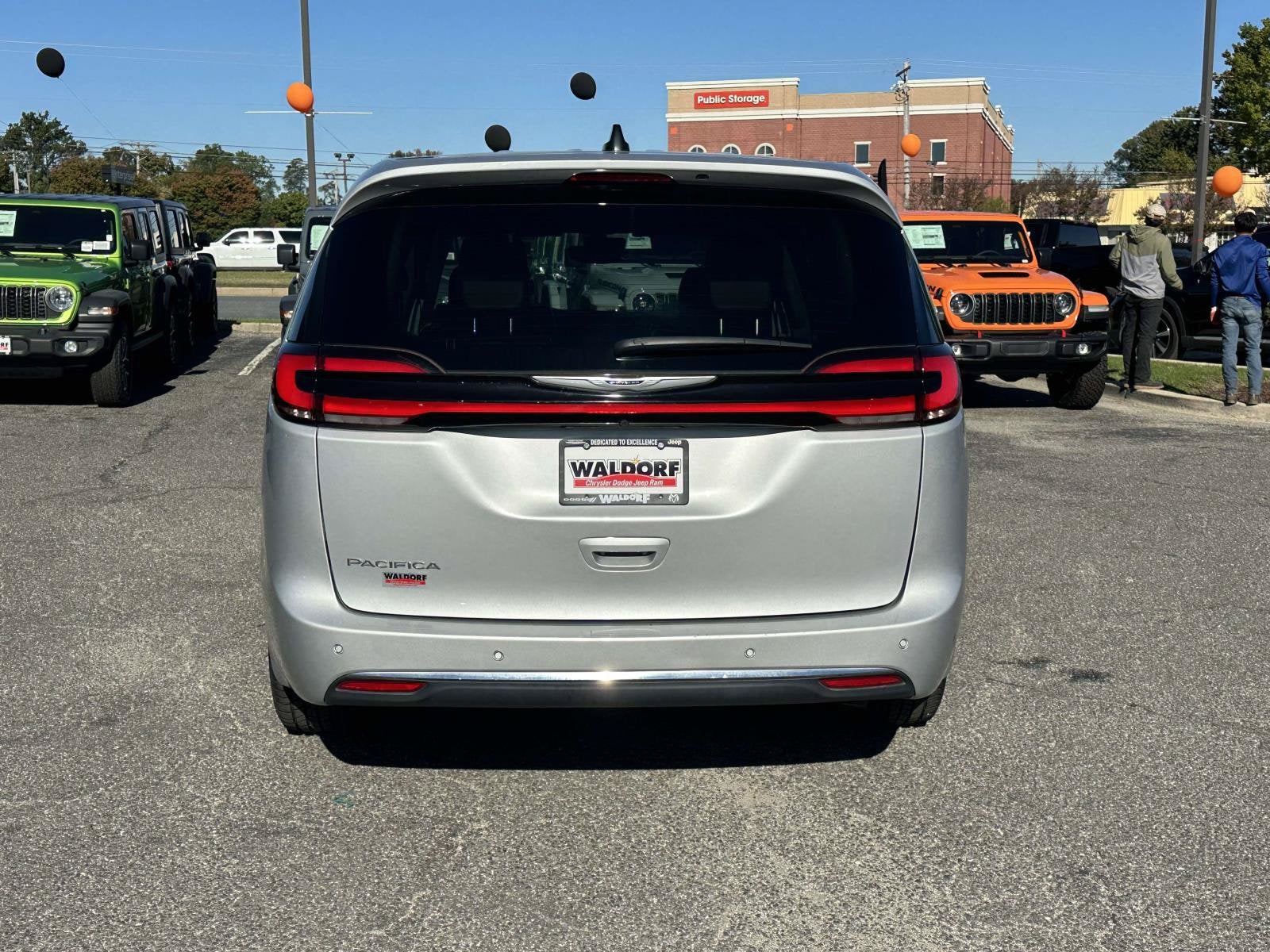 2024 Chrysler Pacifica Touring L