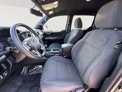 2017 Toyota Tacoma SR V6