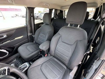 2019 Jeep Renegade Latitude FWD