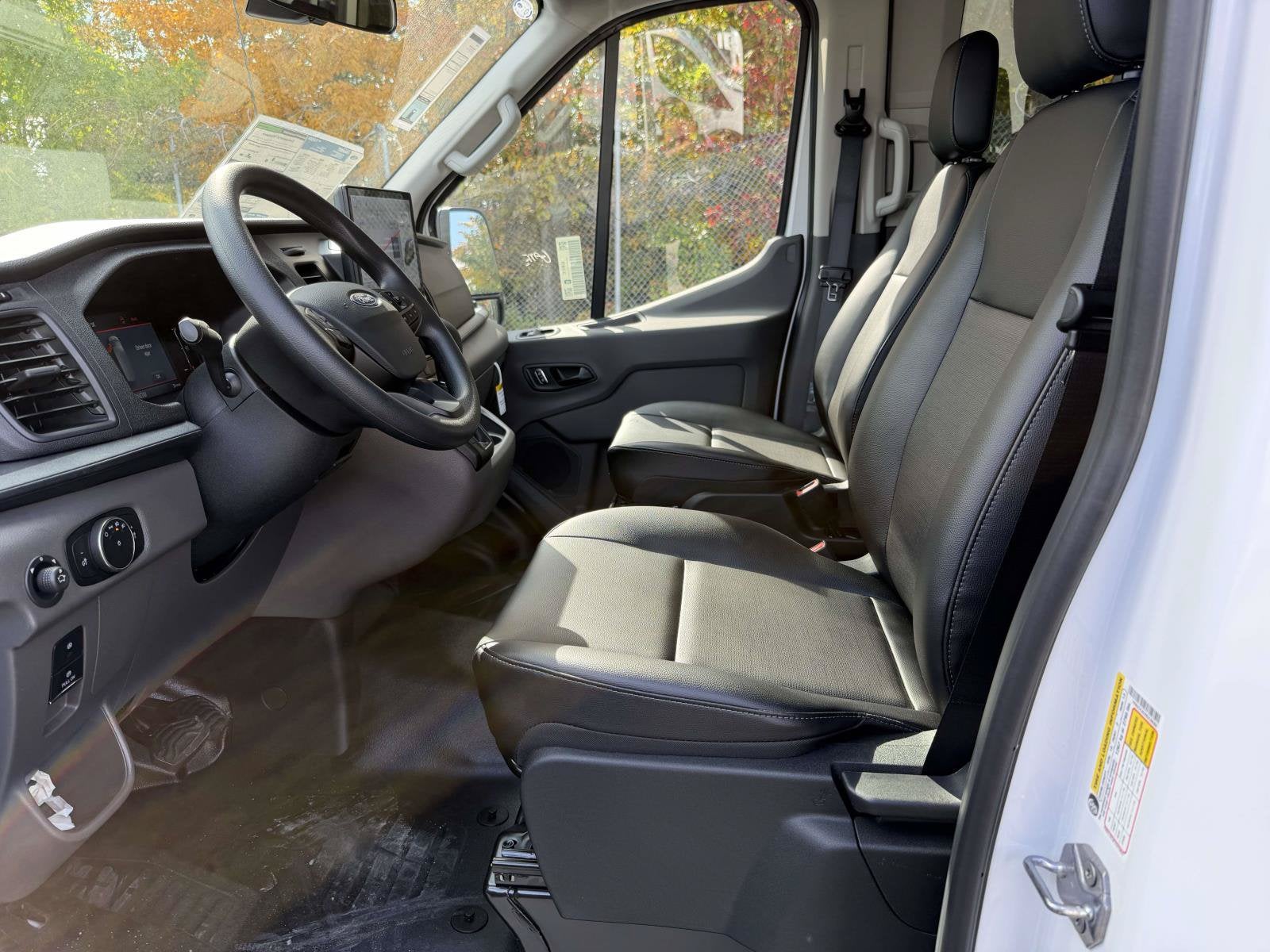 2027 Ford Transit Passenger Wagon XL