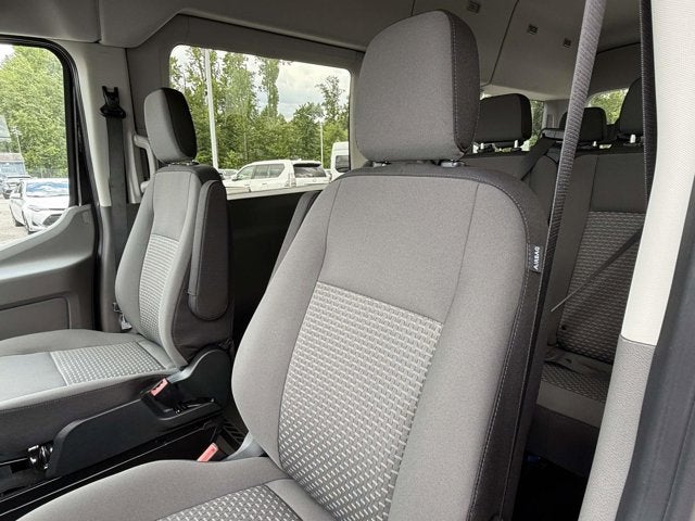 2026 Ford Transit Passenger Wagon XLT