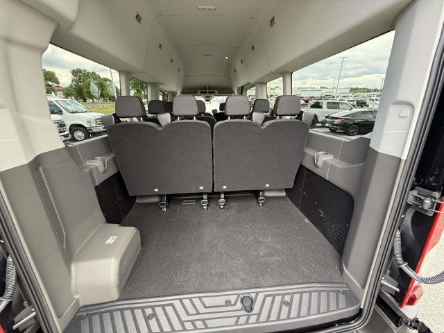 2026 Ford Transit Passenger Wagon XLT
