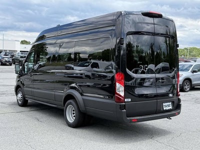2026 Ford Transit Passenger Wagon XLT