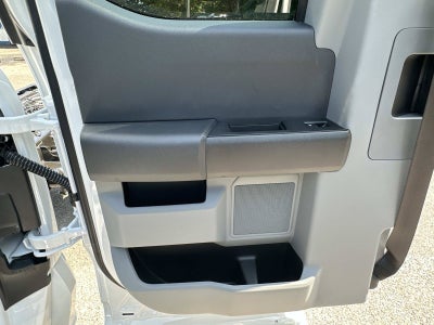 2027 Ford Super Duty F-350 SRW XL