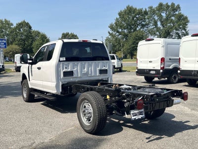 2027 Ford Super Duty F-350 SRW XL