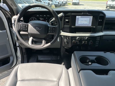 2027 Ford Super Duty F-350 SRW XL
