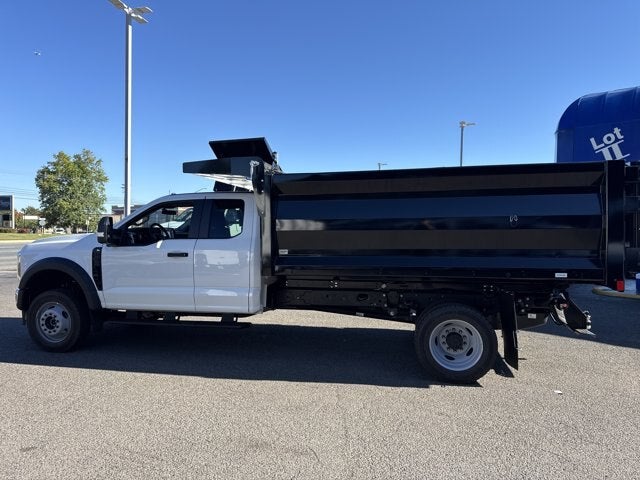 2027 Ford Super Duty F-550 DRW XL