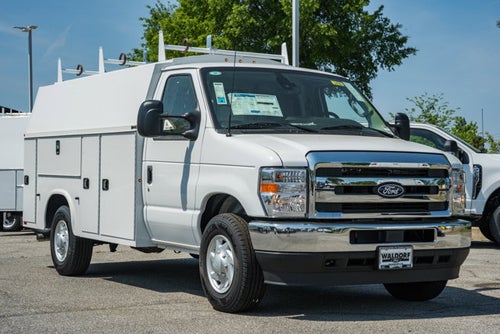 2026 Ford E-Series Cutaway E-350 SRW