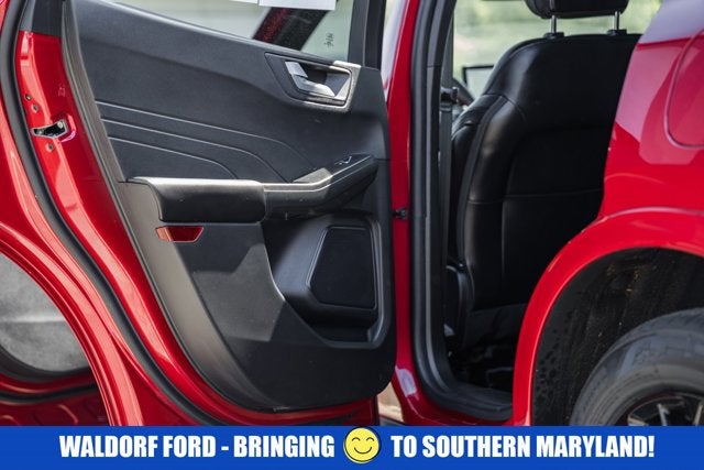 2023 Ford Escape ST-Line Elite