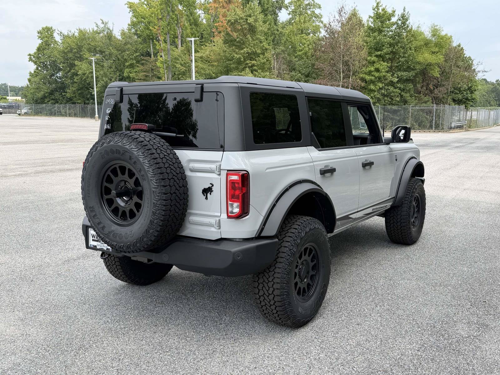 2026 Ford Bronco Ford Custom Garage