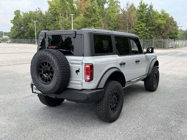 2026 Ford Bronco Ford Custom Garage