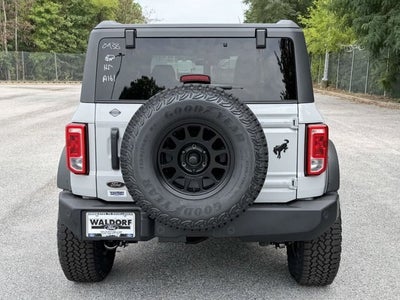 2026 Ford Bronco Ford Custom Garage