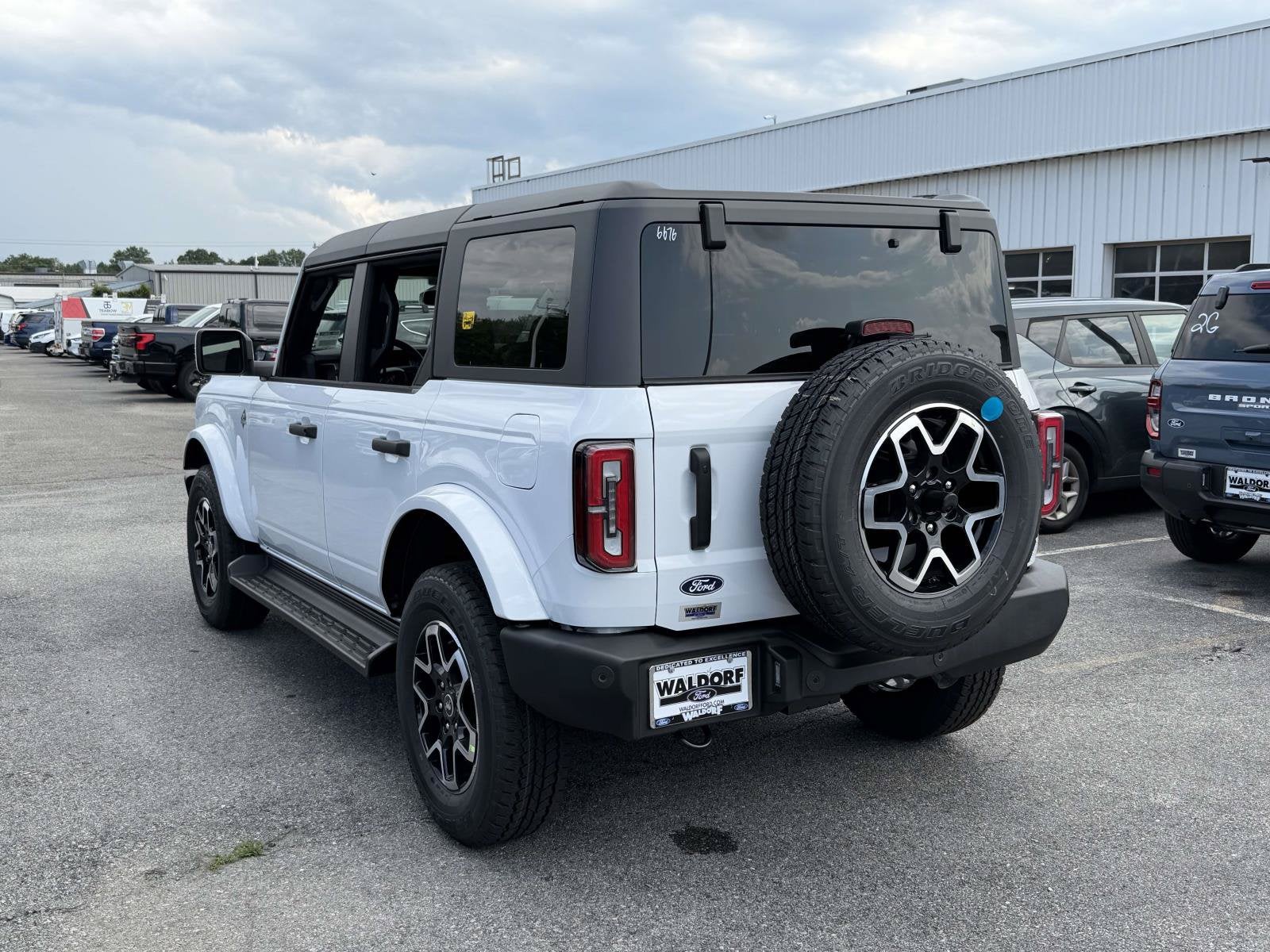 2026 Ford Bronco Outer Banks