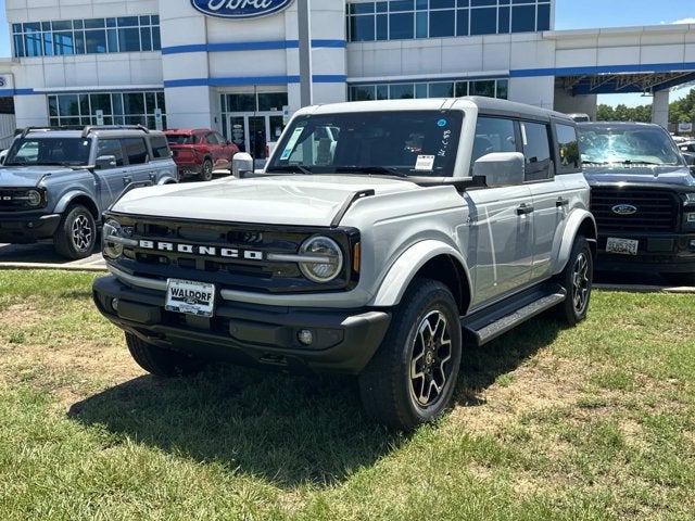 2026 Ford Bronco Outer Banks®