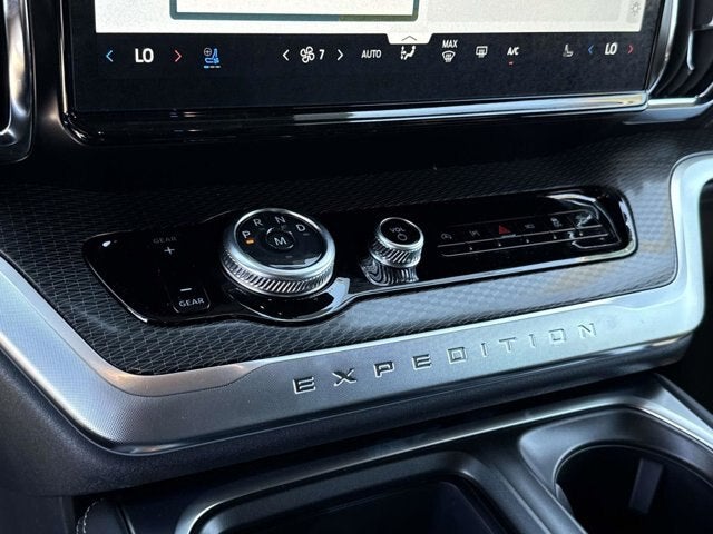2026 Ford Expedition MAX Platinum®