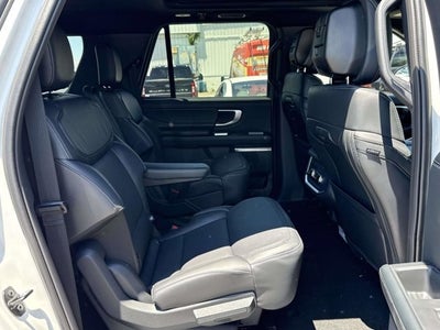 2026 Ford Expedition MAX Platinum®