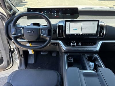 2026 Ford Expedition MAX Platinum®