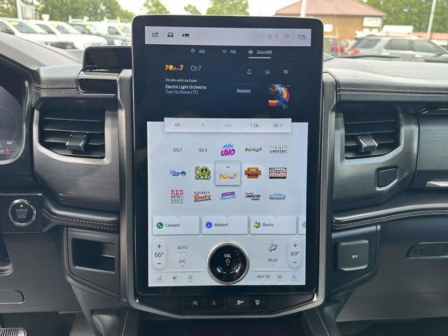 2023 Ford Expedition Platinum