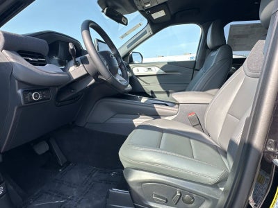 2027 Ford Explorer Active w/200A Pkg