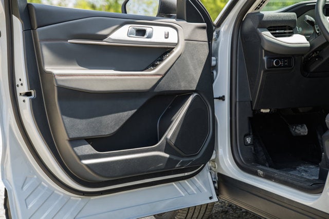 2026 Ford Explorer Active w/100A Pkg