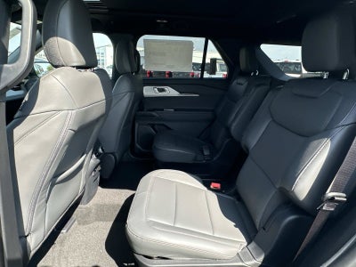 2027 Ford Explorer Active w/200A Pkg
