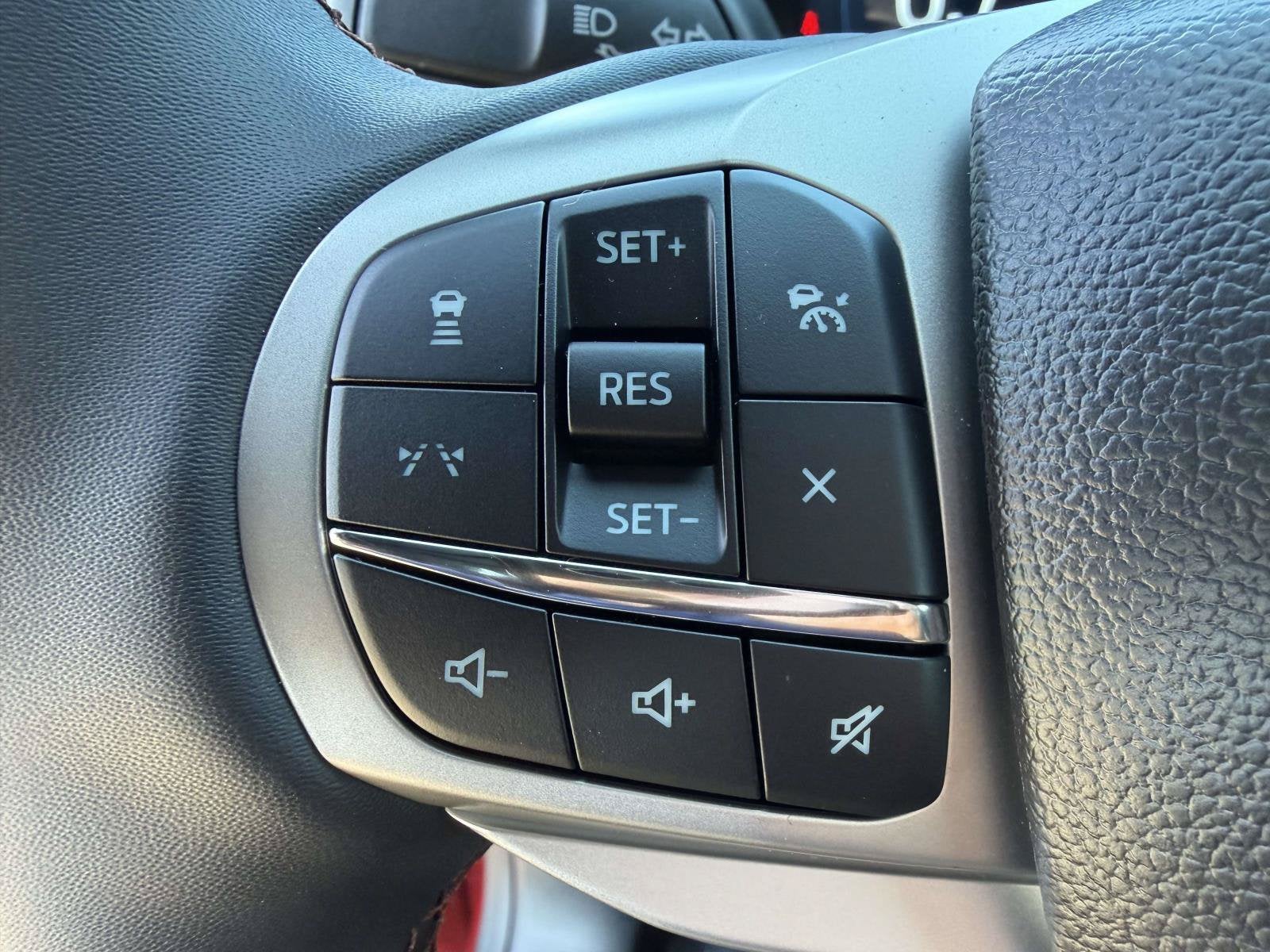 2027 Ford Explorer Active w/200A Pkg