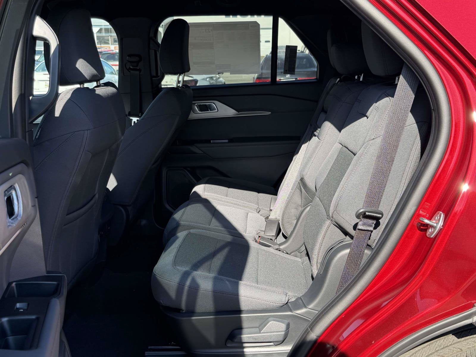 2027 Ford Explorer Active w/200A Pkg