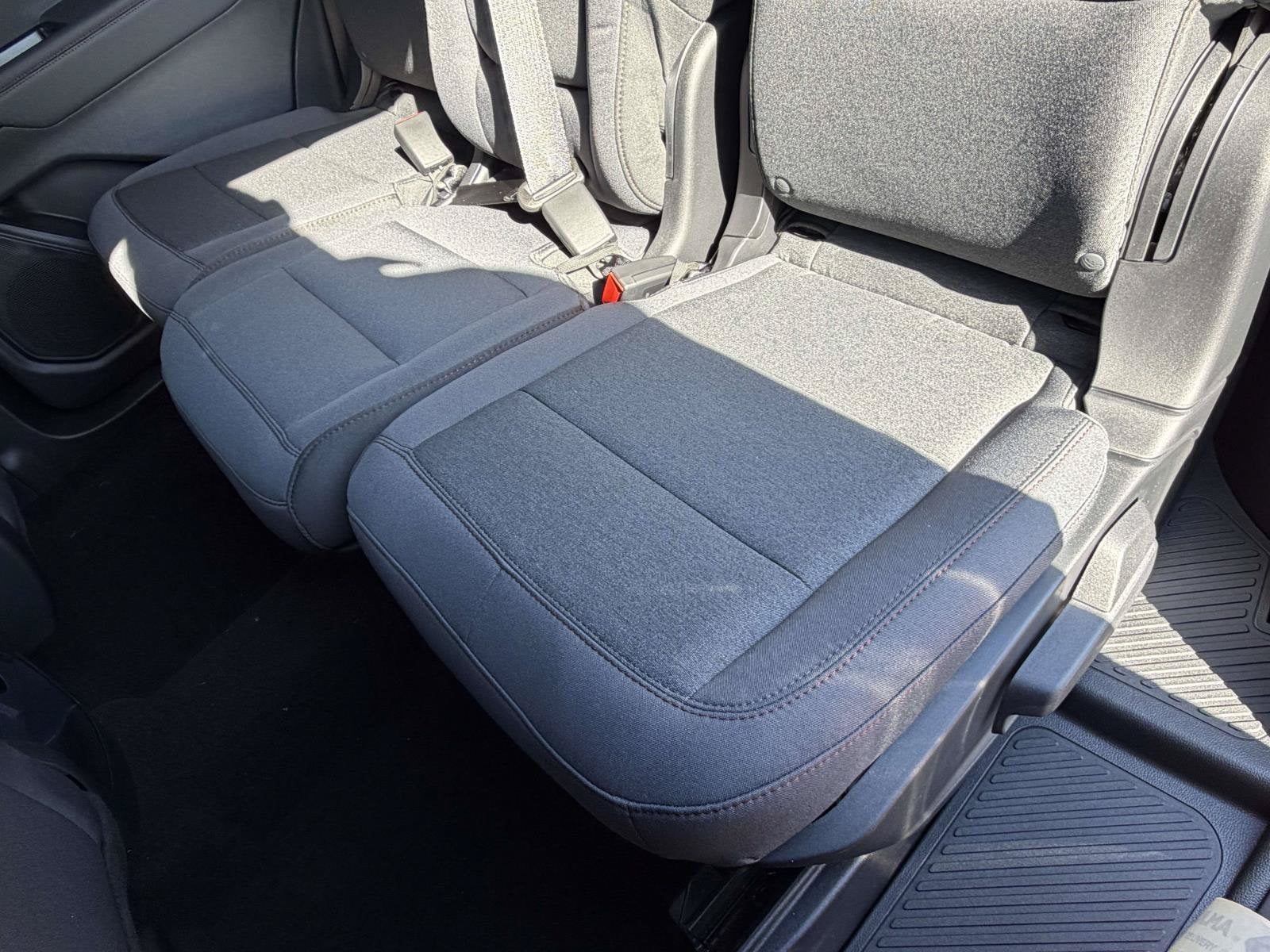 2027 Ford Explorer Active w/200A Pkg
