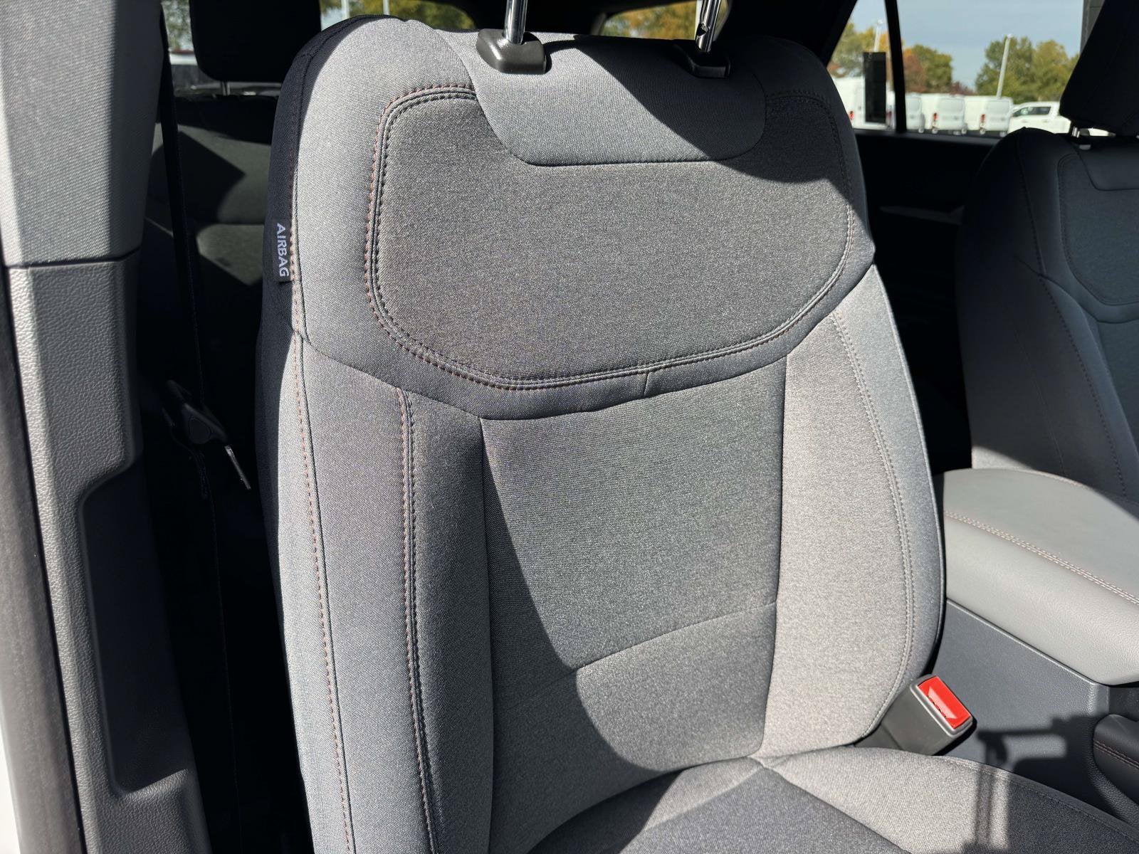 2027 Ford Explorer Active w/200A Pkg