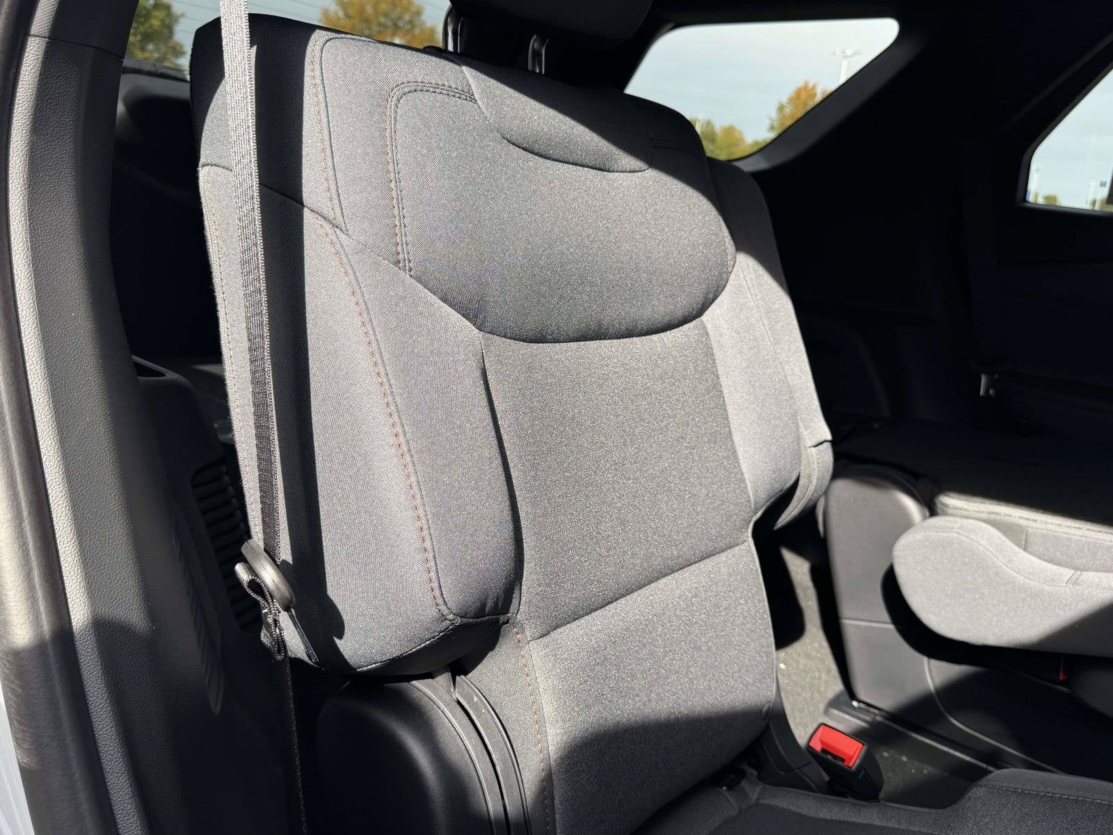 2027 Ford Explorer Active w/200A Pkg