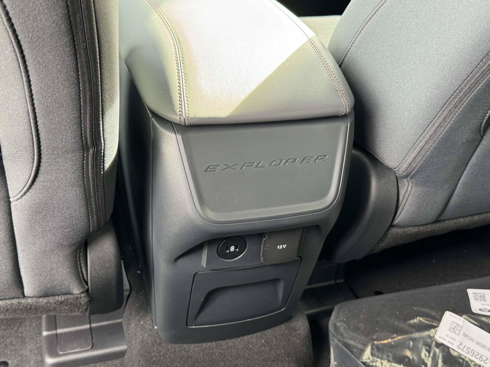 2027 Ford Explorer Active w/200A Pkg