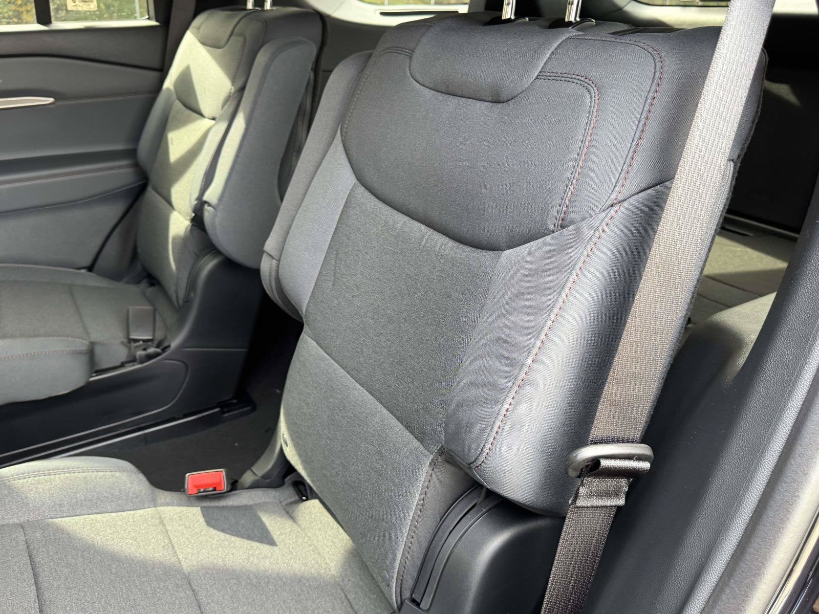 2027 Ford Explorer Active w/200A Pkg