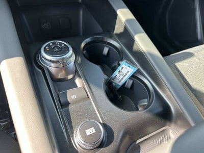 2027 Ford Explorer Active w/200A Pkg